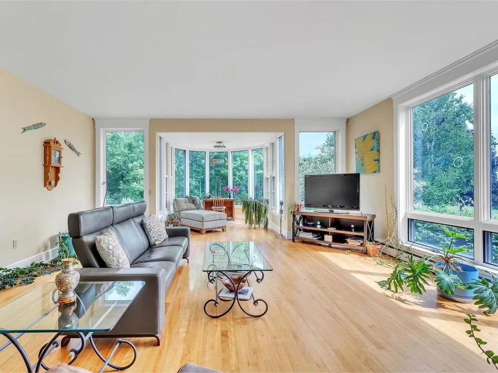 241 East Shore North Grand Isle VT 05458