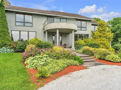 241 East Shore North Grand Isle VT 05458