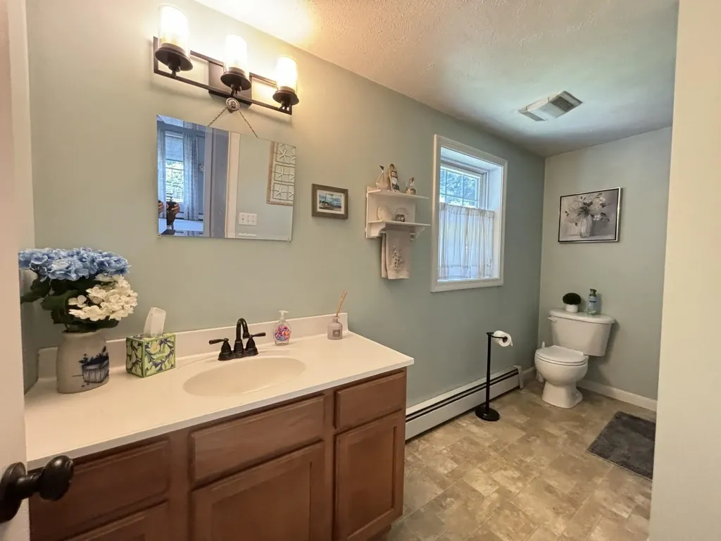 68 Hilltop Drive Keene NH 03431