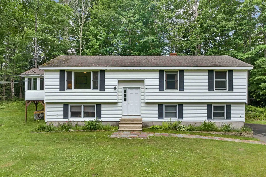 147 Kona Farm Road, Moultonborough NH Real Estate Listing MLS