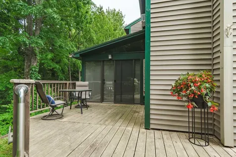 19 Saxonhollow Drive Essex VT 05452