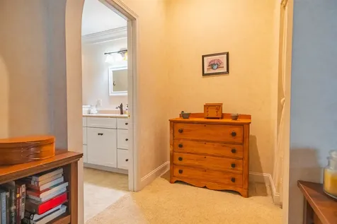 19 Saxonhollow Drive Essex VT 05452