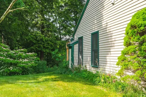 19 Saxonhollow Drive Essex VT 05452