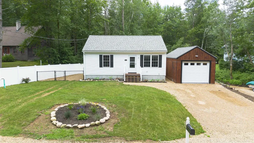 269 Varney Road Barnstead NH 03225