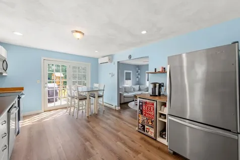 39 Newfields Road Exeter NH 03833