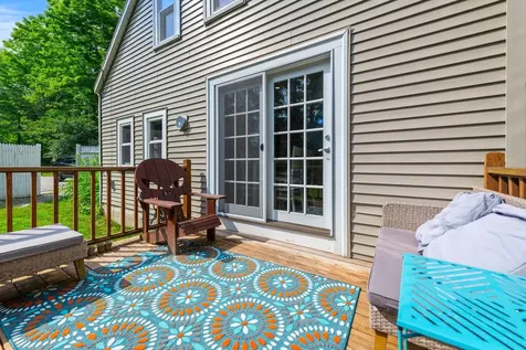 39 Newfields Road Exeter NH 03833