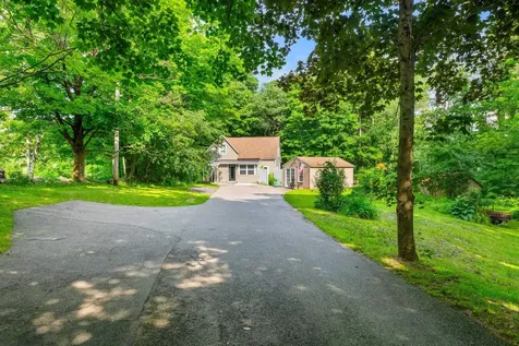 39 Newfields Road Exeter NH 03833