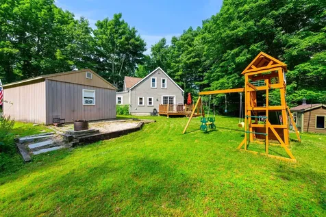 39 Newfields Road Exeter NH 03833