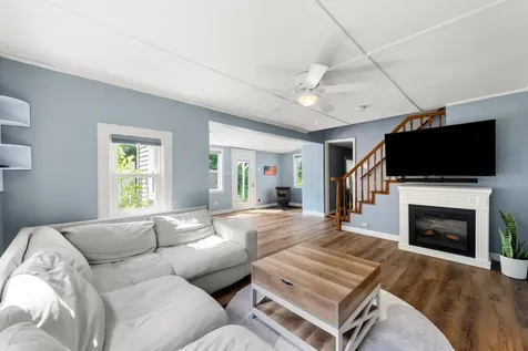 39 Newfields Road Exeter NH 03833