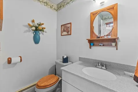 3 Old Town Lane Grand Isle VT 05458