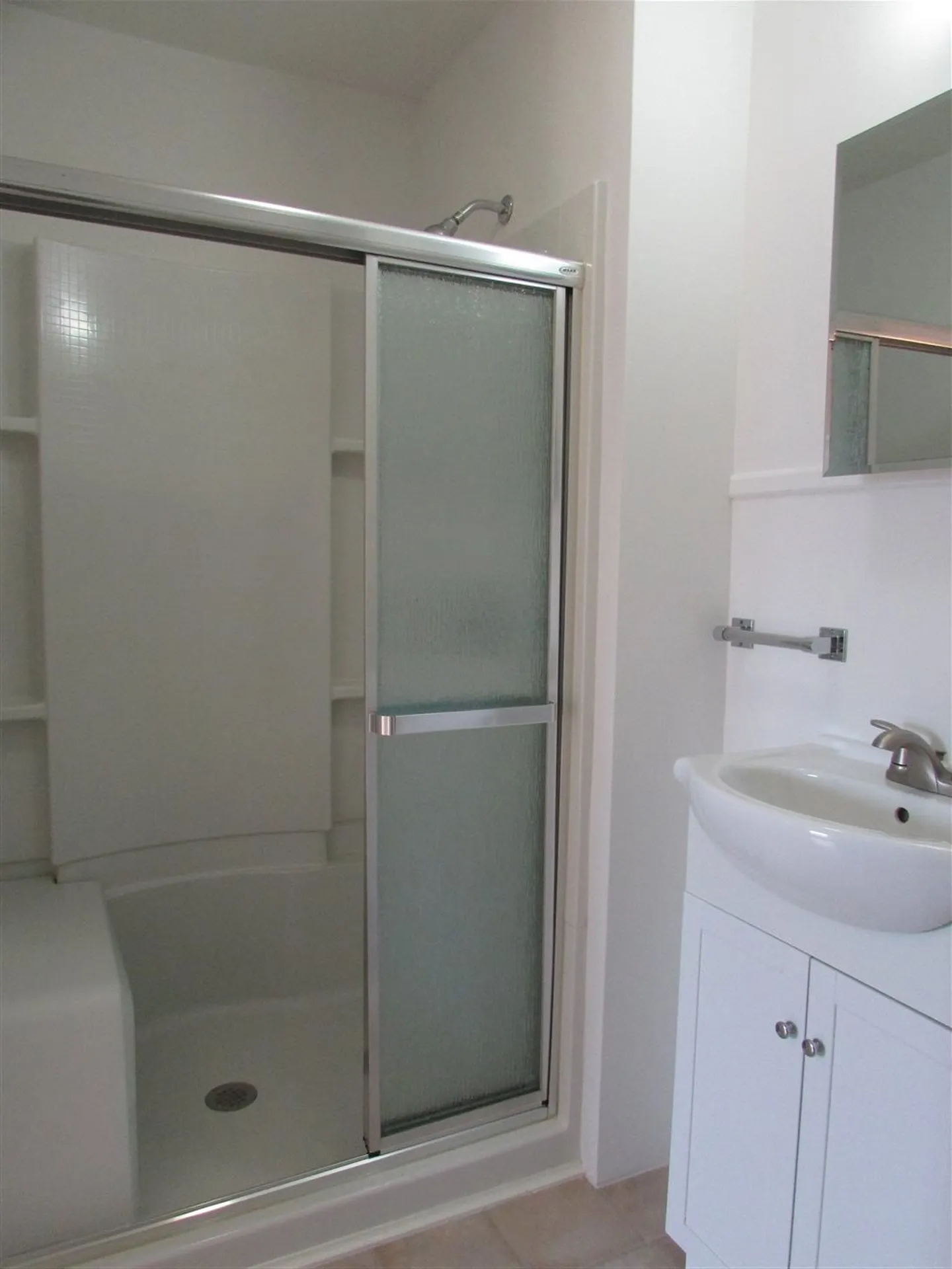 17 Fairview Avenue Lebanon NH 03766