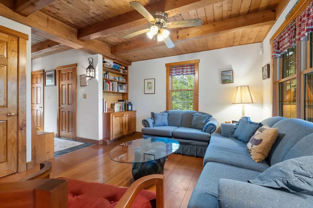 132 Lakeside Drive Haverhill NH 03765