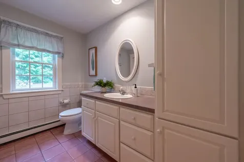 318 Brookside Drive New London NH 03257