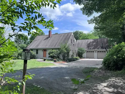 371 Baker Road Henniker NH 03242