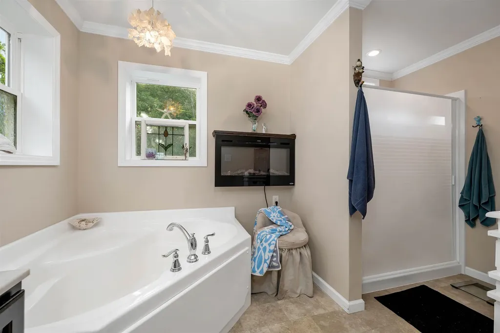 289 Center Street Wolfeboro NH 03894