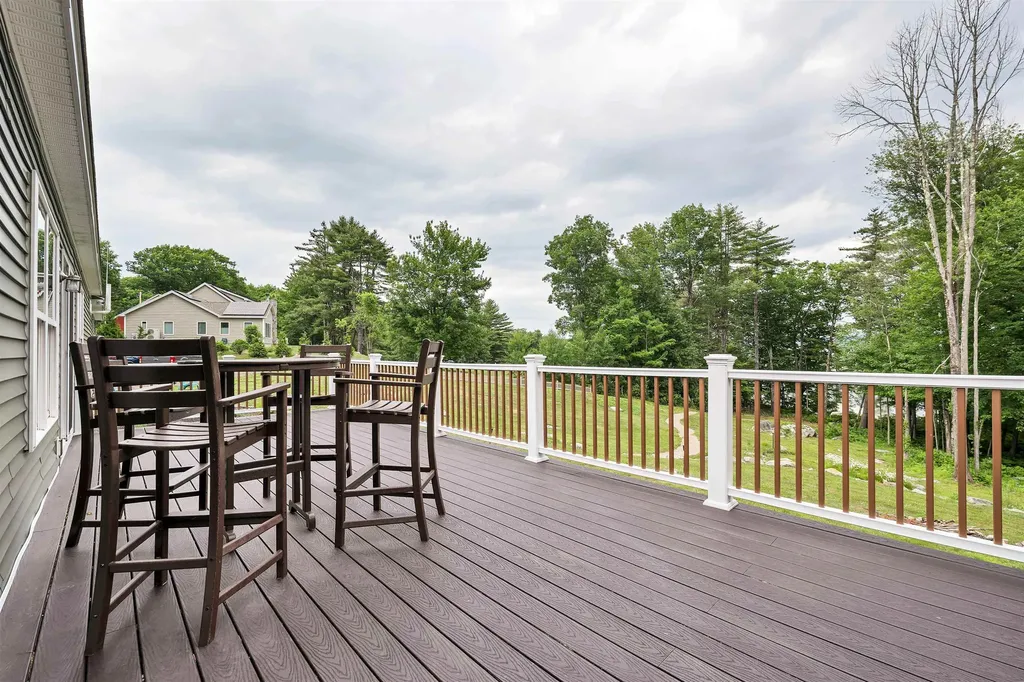 289 Center Street Wolfeboro NH 03894
