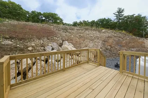 6 Sharon Way Fremont NH 03044
