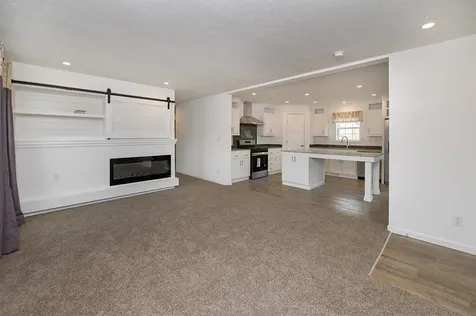 6 Sharon Way Fremont NH 03044