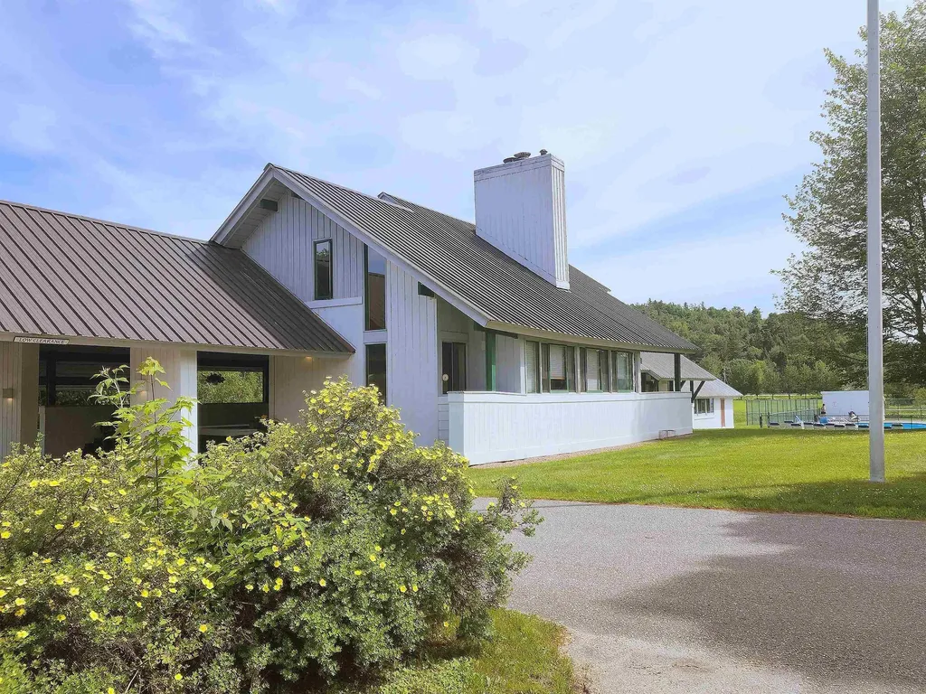 261 Village Green Drive Stowe VT 05672