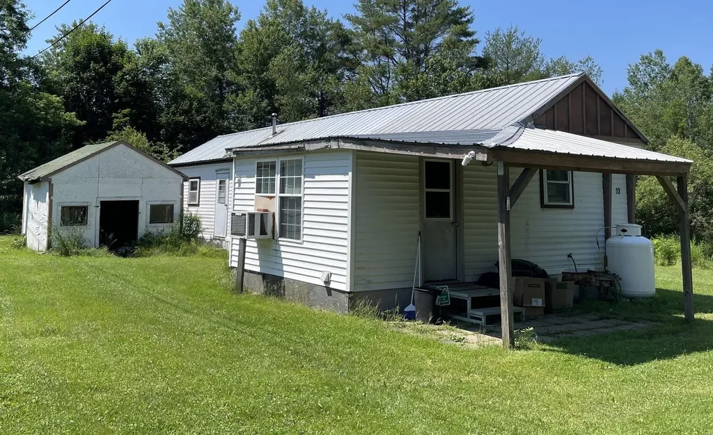 12 Smith Drive Canaan NH 03741