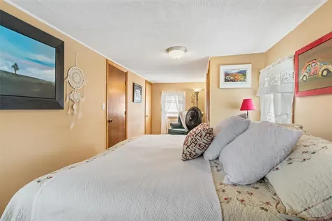 25 Edwards Street Colebrook NH 03576