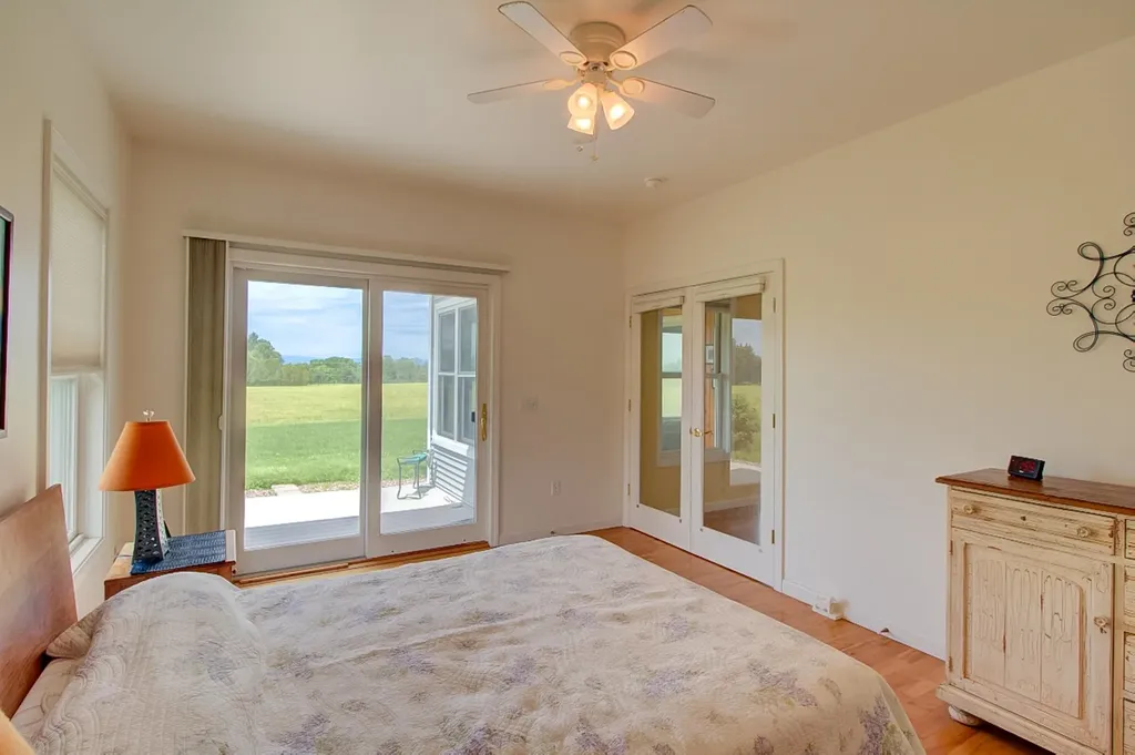 10 Westside Village Grand Isle VT 05458