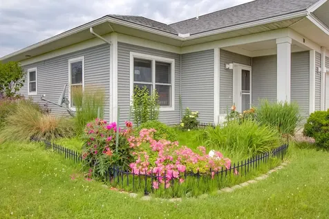 10 Westside Village Grand Isle VT 05458