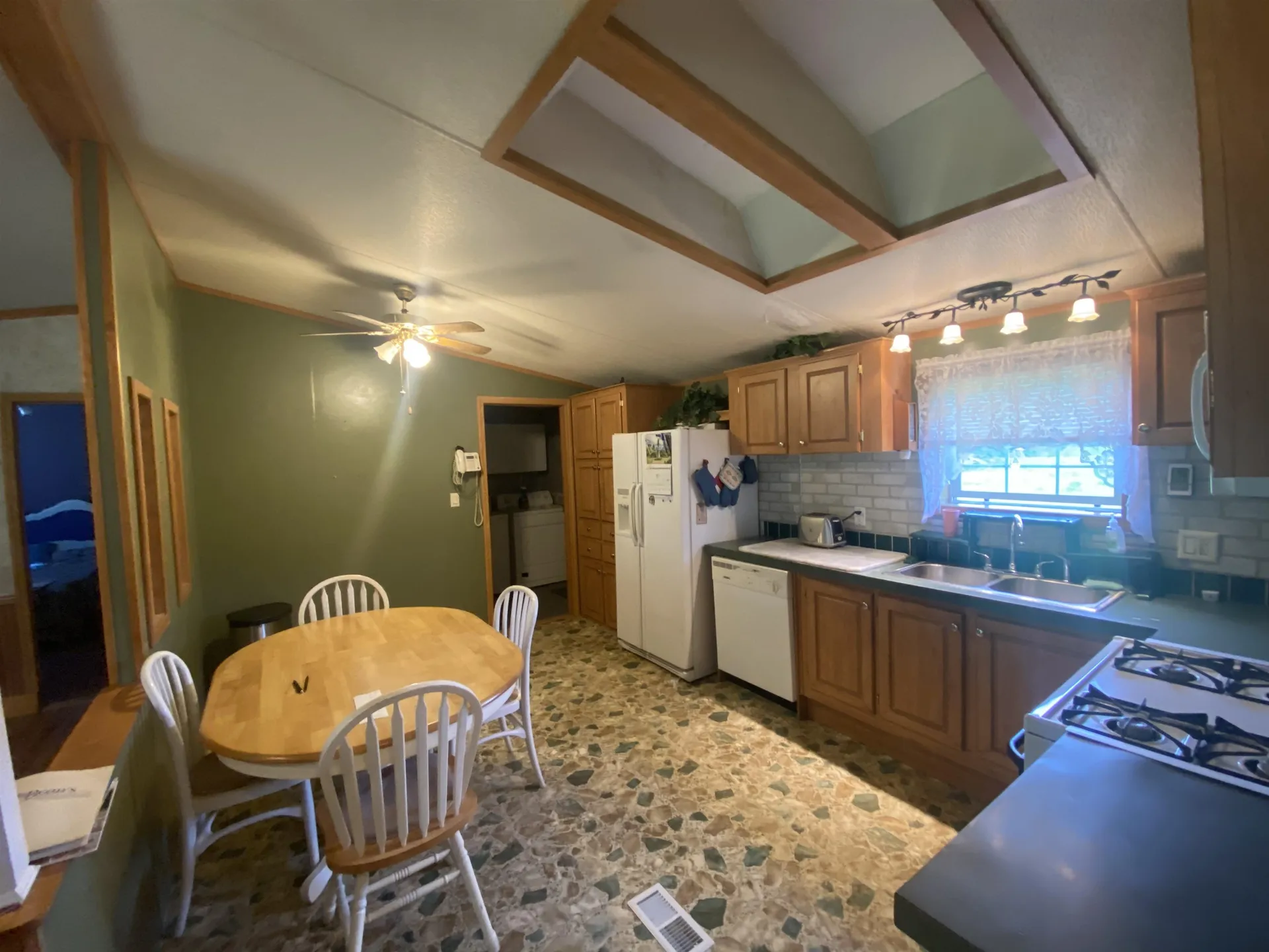 811 New Boston Road St. Johnsbury VT 05819