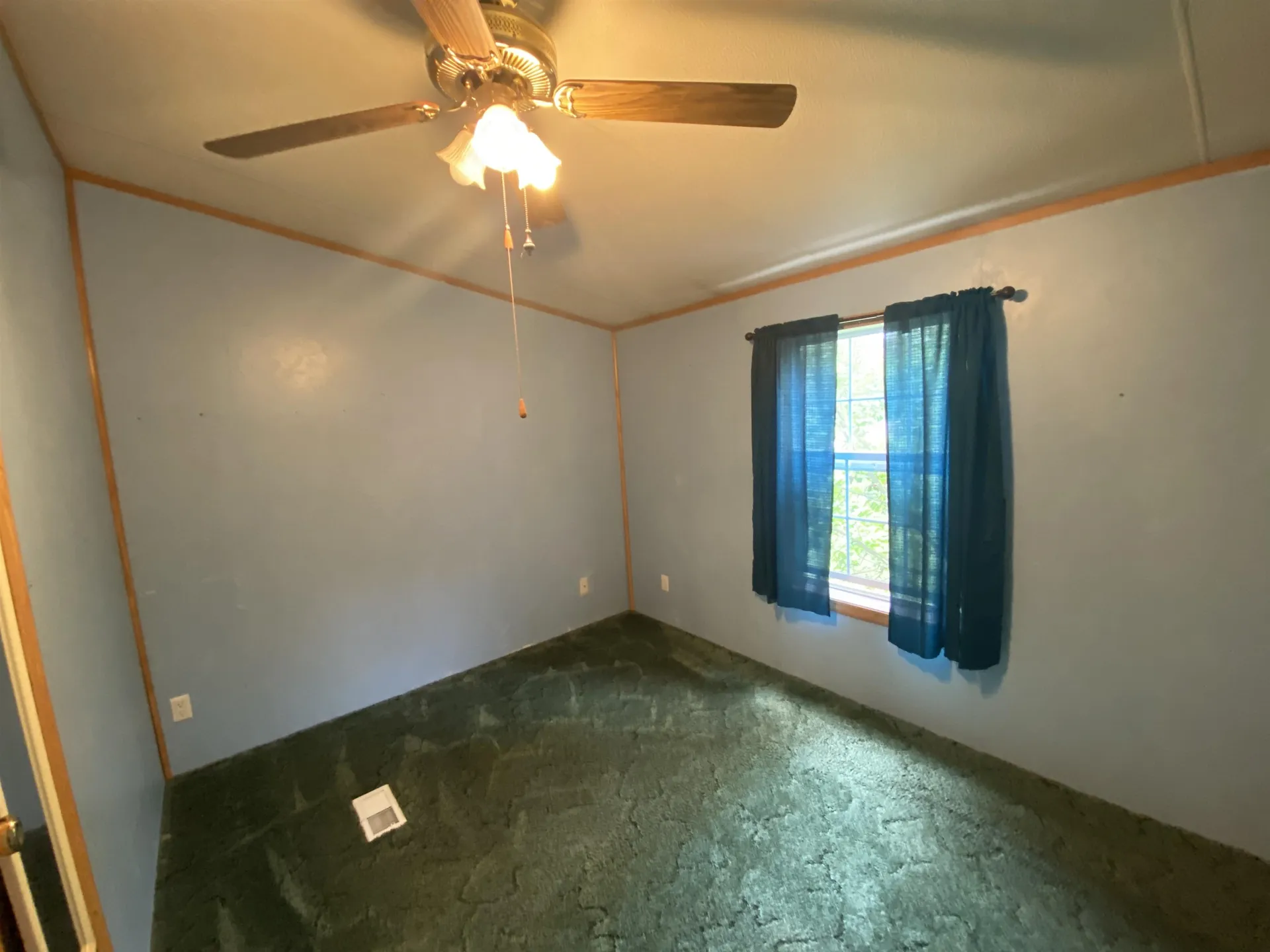 811 New Boston Road St. Johnsbury VT 05819