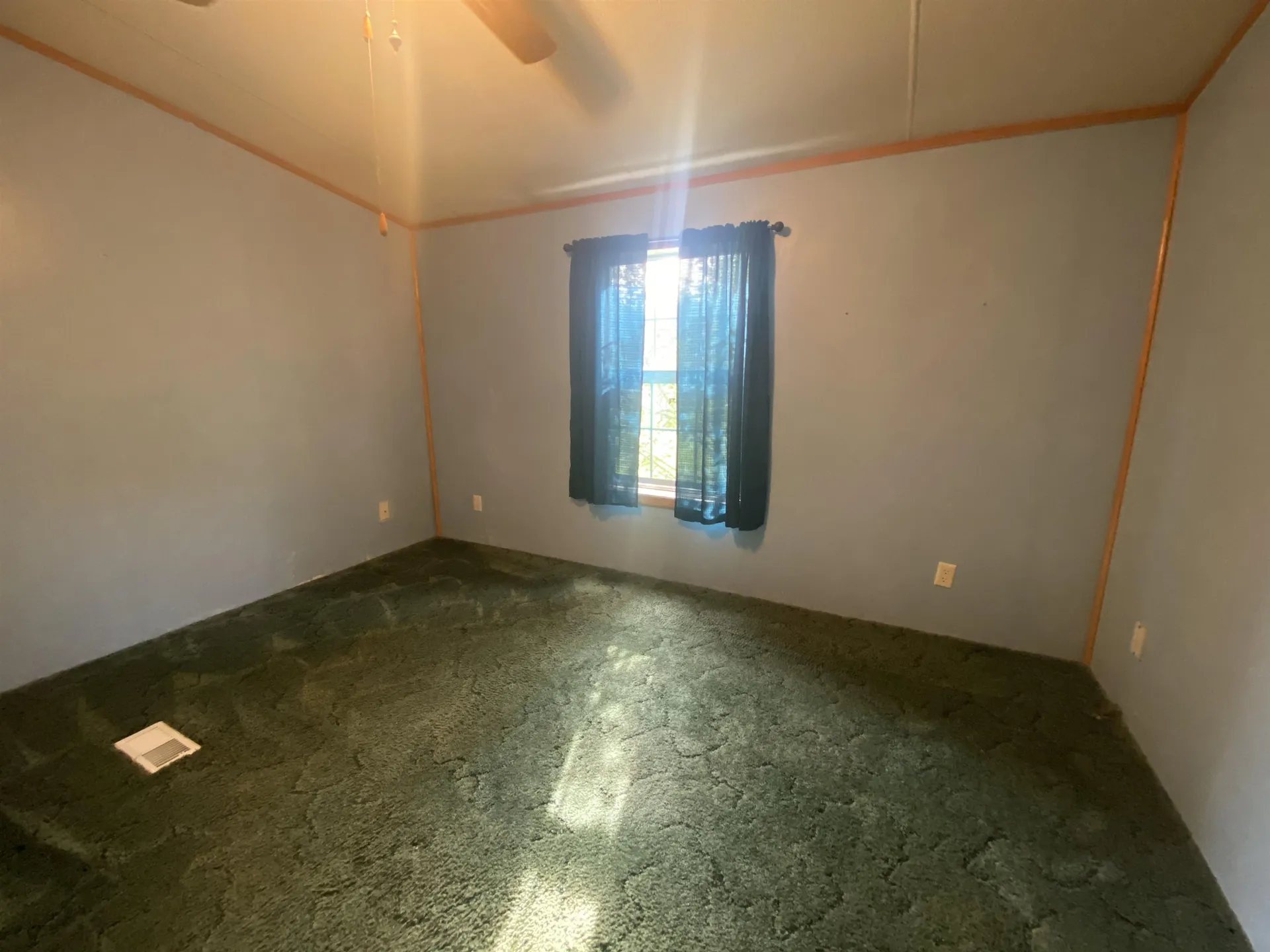 811 New Boston Road St. Johnsbury VT 05819