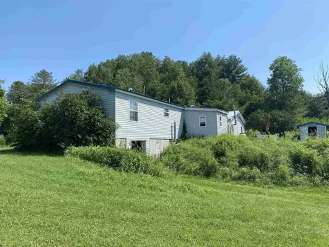 811 New Boston Road St. Johnsbury VT 05819