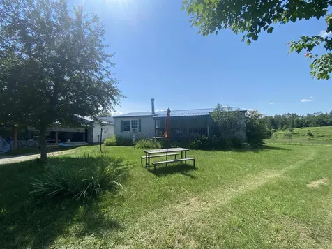 811 New Boston Road St. Johnsbury VT 05819