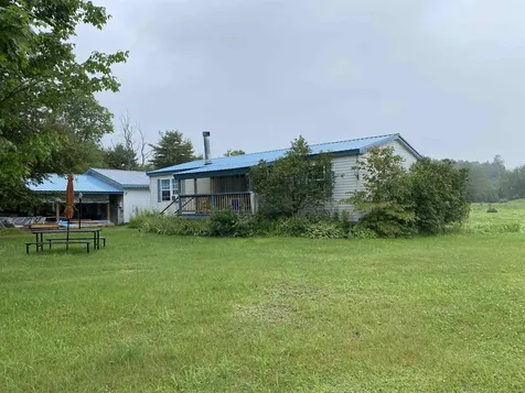 811 New Boston Road St. Johnsbury VT 05819