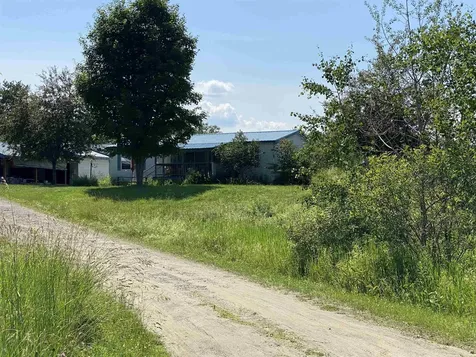 811 New Boston Road St. Johnsbury VT 05819