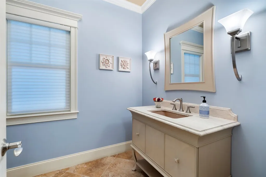 7 Smokey Road Bow NH 03304