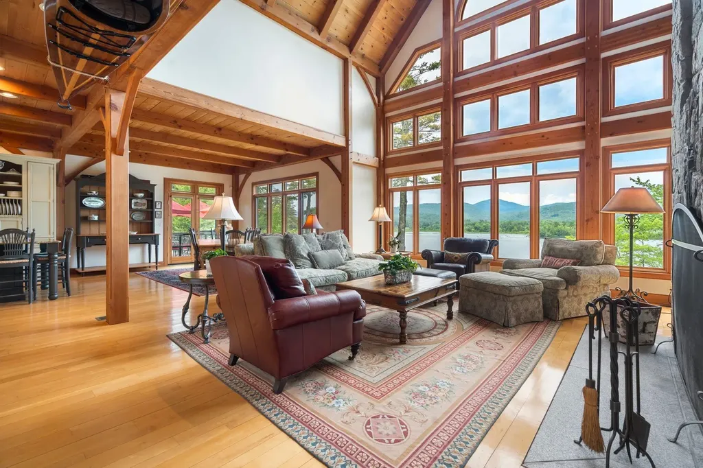 13 Rogers Ledge Drive Hebron NH 03241