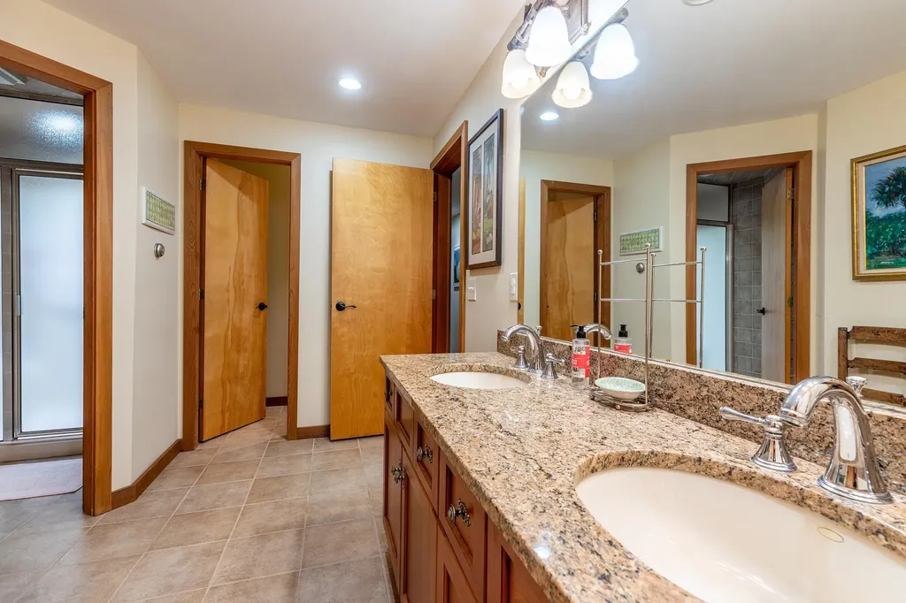 22 Old Ridge Road Winhall VT 05340