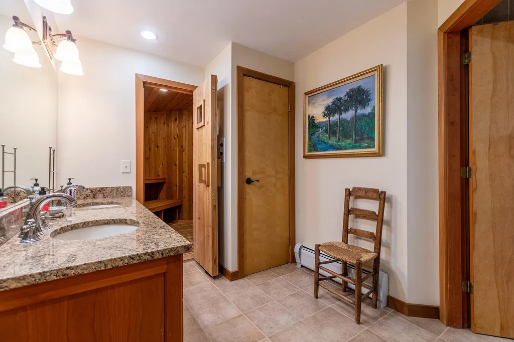 22 Old Ridge Road Winhall VT 05340