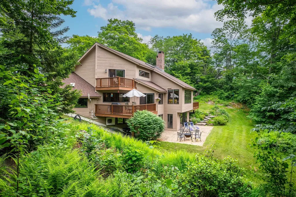 22 Old Ridge Road Winhall VT 05340