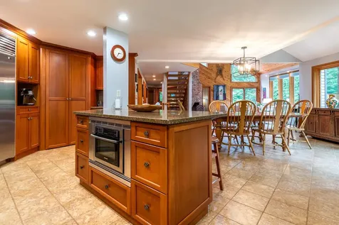 22 Old Ridge Road Winhall VT 05340