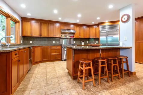 22 Old Ridge Road Winhall VT 05340