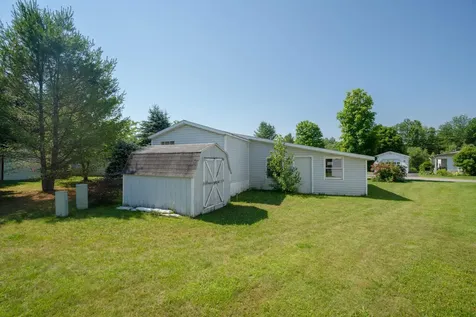 125 Redwood Drive Hyde Park VT 05655
