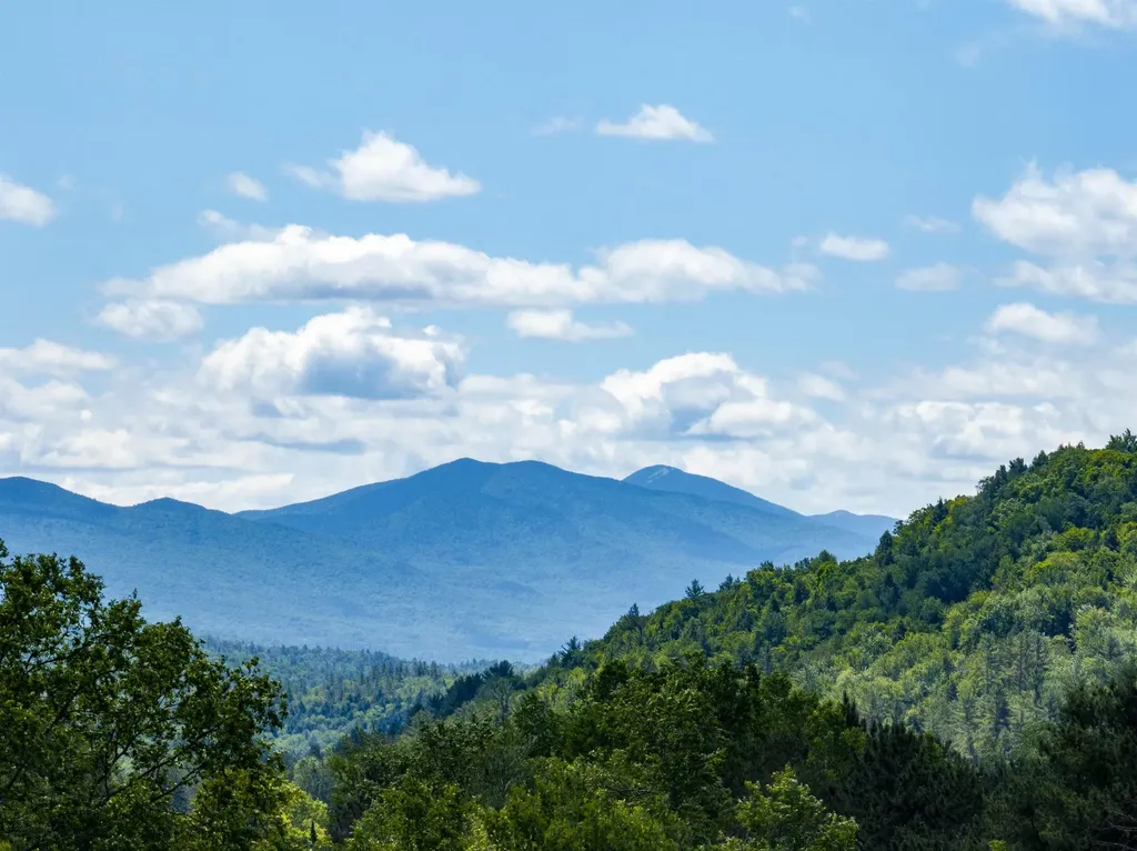 2359 Huntington Road Richmond VT 05477
