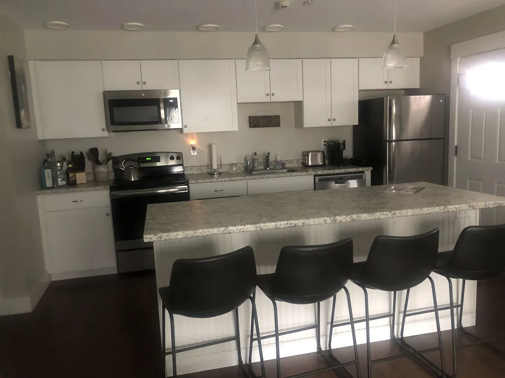 36 Mill Street Wolfeboro NH 03894