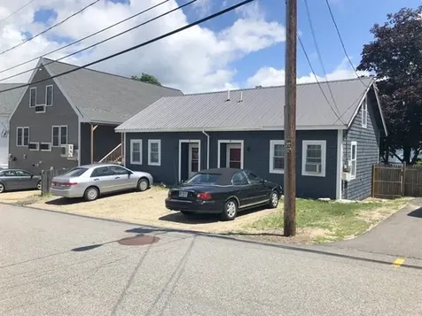 36 Mill Street Wolfeboro NH 03894