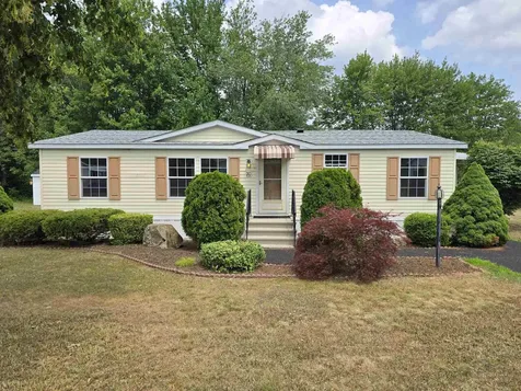 20 Seneca Street Rochester NH 03867