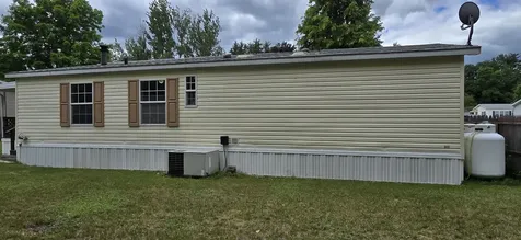 20 Seneca Street Rochester NH 03867