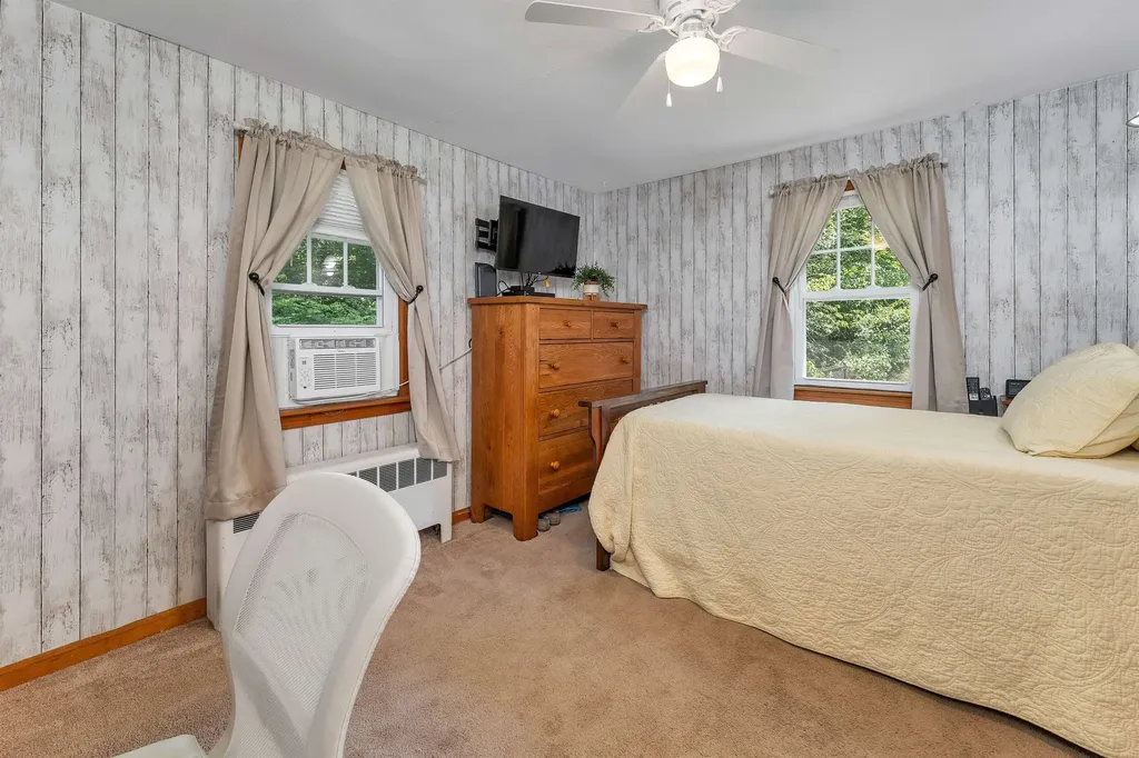 432 Mammoth Road Londonderry NH 03053