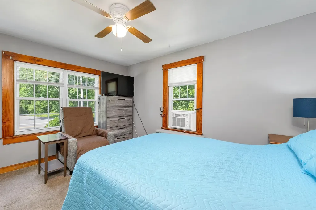 432 Mammoth Road Londonderry NH 03053