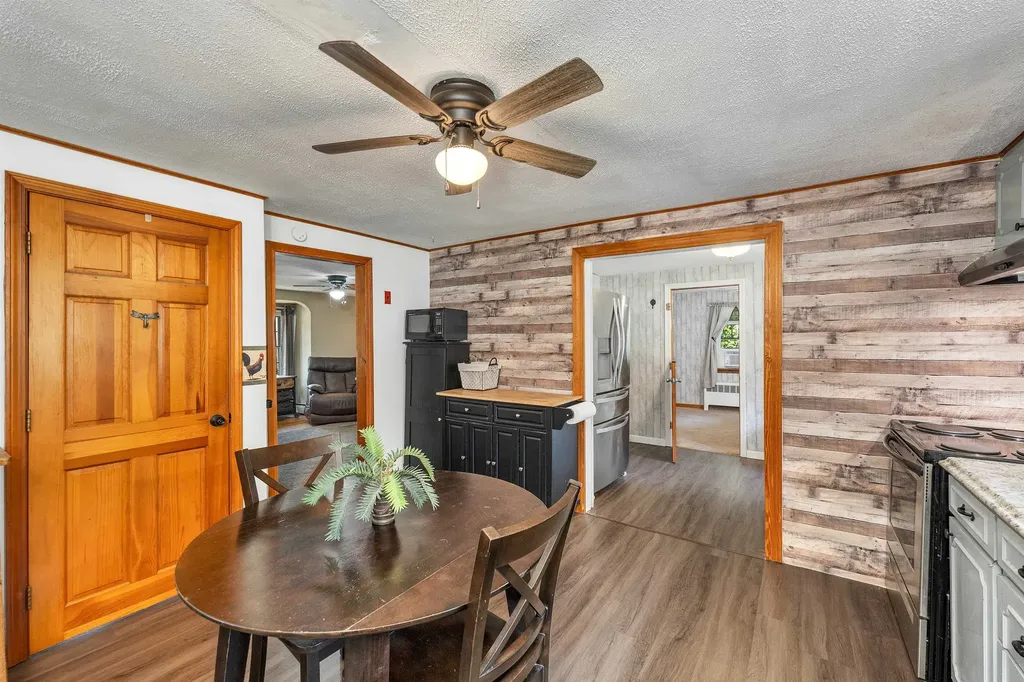 432 Mammoth Road Londonderry NH 03053